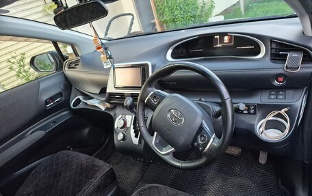 Toyota Sienta II, 2020 год, 1 700 000 рублей, 18 фотография