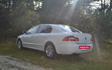 Skoda Superb III рестайлинг, 2012 год, 670 000 рублей, 10 фотография