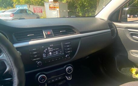 KIA Rio IV, 2018 год, 1 490 000 рублей, 8 фотография