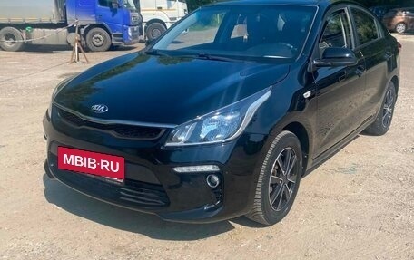 KIA Rio IV, 2018 год, 1 490 000 рублей, 3 фотография