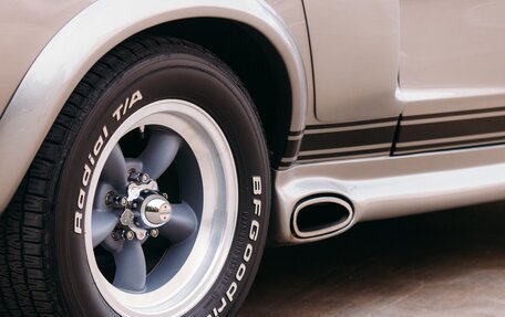 Ford Mustang VI рестайлинг, 1967 год, 120 000 000 рублей, 11 фотография