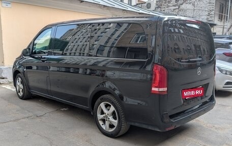 Mercedes-Benz Vito, 2021 год, 6 190 000 рублей, 3 фотография