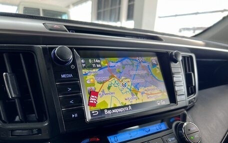 Toyota RAV4, 2018 год, 2 395 000 рублей, 20 фотография