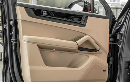 Porsche Cayenne III, 2026 год, 17 299 000 рублей, 24 фотография