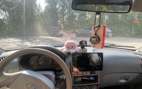 Hyundai Accent II, 2008 год, 205 000 рублей, 3 фотография
