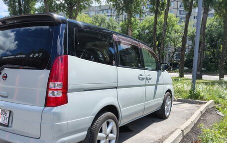 Nissan Serena II, 2003 год, 690 000 рублей, 4 фотография