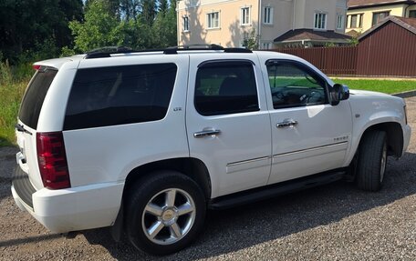 Chevrolet Tahoe III, 2013 год, 1 740 000 рублей, 3 фотография