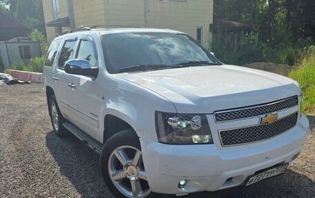 Chevrolet Tahoe III, 2013 год, 1 740 000 рублей, 2 фотография