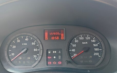 Renault Logan I, 2010 год, 200 000 рублей, 9 фотография