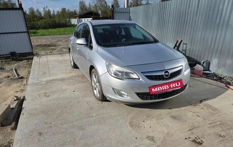 Opel Astra J, 2011 год, 450 000 рублей, 3 фотография