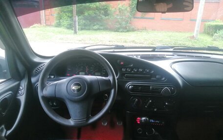 Chevrolet Niva I рестайлинг, 2012 год, 380 000 рублей, 4 фотография