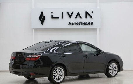 Toyota Camry, 2017 год, 1 885 000 рублей, 4 фотография