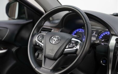 Toyota Camry, 2017 год, 1 885 000 рублей, 7 фотография