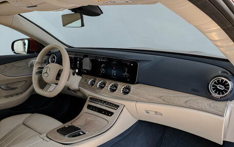 Mercedes-Benz E-Класс, 2021 год, 4 995 000 рублей, 15 фотография