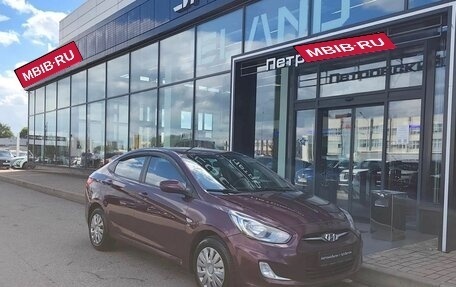 Hyundai Solaris II рестайлинг, 2013 год, 620 000 рублей, 1 фотография