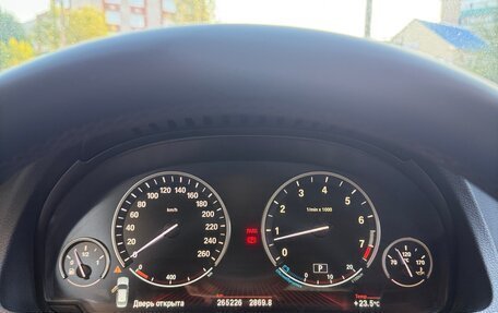 BMW 5 серия, 2010 год, 1 300 000 рублей, 15 фотография