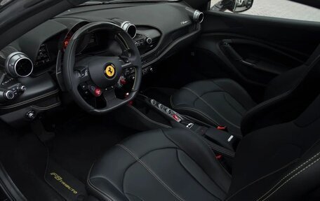 Ferrari F8, 2021 год, 25 990 000 рублей, 12 фотография