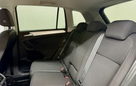 Volkswagen Tiguan II, 2019 год, 2 987 000 рублей, 12 фотография