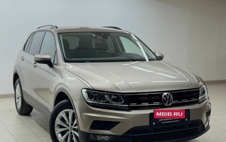 Volkswagen Tiguan II, 2019 год, 2 987 000 рублей, 3 фотография