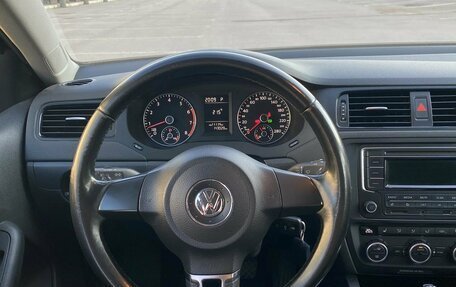 Volkswagen Jetta VI, 2013 год, 1 220 000 рублей, 8 фотография