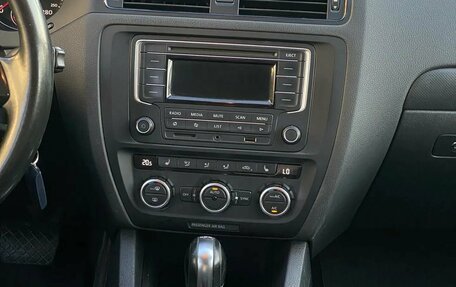 Volkswagen Jetta VI, 2013 год, 1 220 000 рублей, 9 фотография