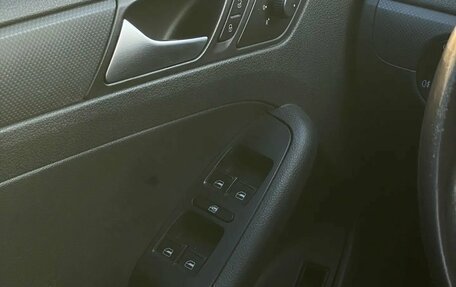 Volkswagen Jetta VI, 2013 год, 1 220 000 рублей, 10 фотография