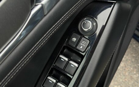 Mazda 6, 2020 год, 2 320 000 рублей, 13 фотография