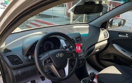 Hyundai Solaris II рестайлинг, 2016 год, 999 000 рублей, 8 фотография