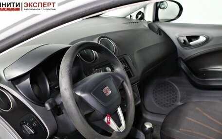 SEAT Ibiza IV рестайлинг 2, 2011 год, 547 000 рублей, 10 фотография