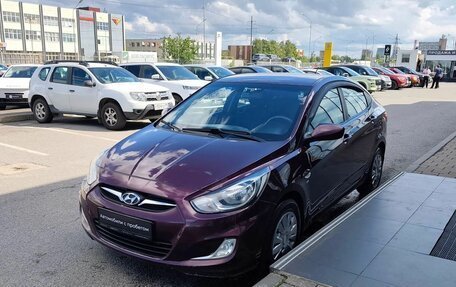 Hyundai Solaris II рестайлинг, 2013 год, 620 000 рублей, 3 фотография