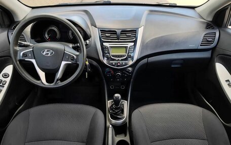 Hyundai Solaris II рестайлинг, 2013 год, 620 000 рублей, 9 фотография