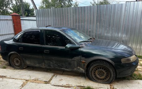 Opel Vectra B рестайлинг, 1998 год, 35 000 рублей, 2 фотография
