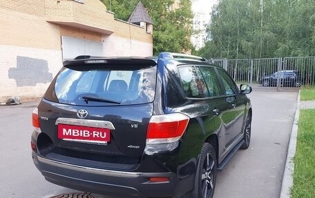 Toyota Highlander III, 2011 год, 2 100 000 рублей, 4 фотография