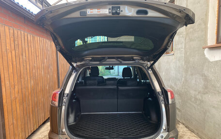 Toyota RAV4, 2018 год, 2 500 000 рублей, 8 фотография