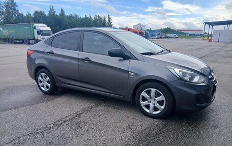 Hyundai Solaris II рестайлинг, 2014 год, 570 000 рублей, 3 фотография