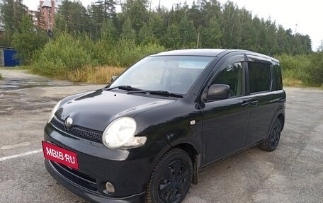 Toyota Sienta I, 2005 год, 570 000 рублей, 6 фотография