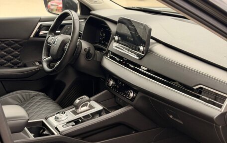 Mitsubishi Outlander, 2021 год, 3 300 000 рублей, 4 фотография