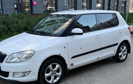 Skoda Fabia II, 2011 год, 550 000 рублей, 2 фотография