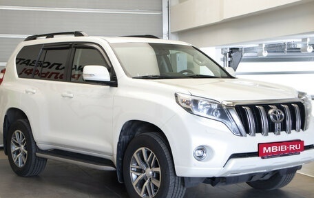 Toyota Land Cruiser Prado 150 рестайлинг 2, 2016 год, 3 149 000 рублей, 3 фотография