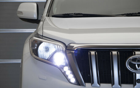 Toyota Land Cruiser Prado 150 рестайлинг 2, 2016 год, 3 149 000 рублей, 39 фотография