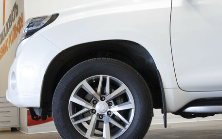 Toyota Land Cruiser Prado 150 рестайлинг 2, 2016 год, 3 149 000 рублей, 38 фотография