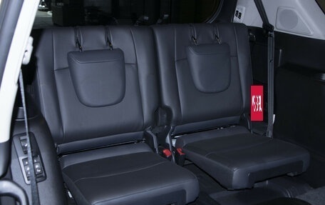 Toyota Land Cruiser Prado 150 рестайлинг 2, 2016 год, 3 149 000 рублей, 34 фотография