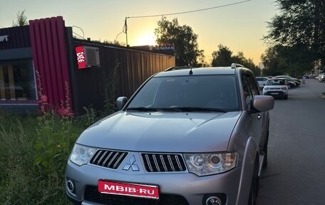 Mitsubishi Pajero Sport II рестайлинг, 2012 год, 1 550 000 рублей, 1 фотография