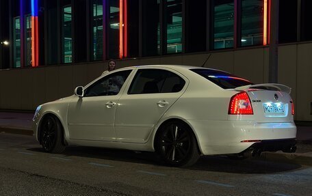 Skoda Octavia, 2011 год, 950 000 рублей, 2 фотография