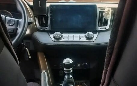 Toyota RAV4, 2013 год, 2 000 000 рублей, 6 фотография