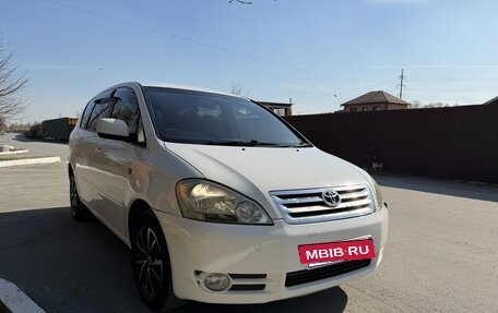 Toyota Ipsum II, 2002 год, 770 000 рублей, 3 фотография