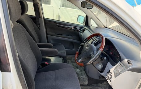 Toyota Ipsum II, 2002 год, 770 000 рублей, 16 фотография