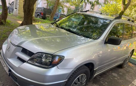 Mitsubishi Outlander III рестайлинг 3, 2007 год, 335 000 рублей, 2 фотография