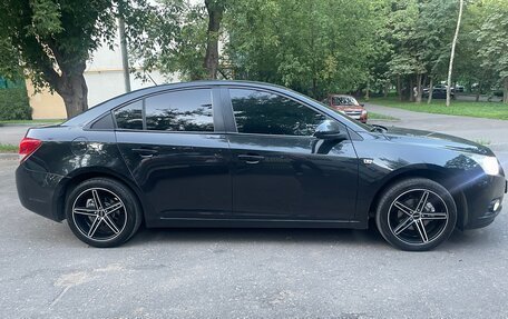 Chevrolet Cruze II, 2009 год, 670 000 рублей, 4 фотография