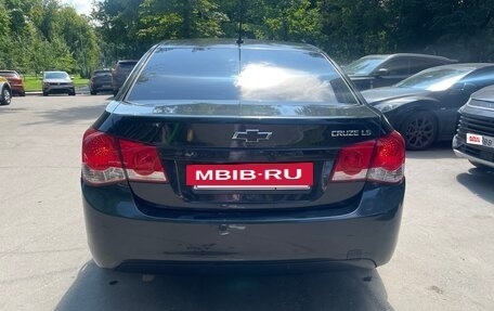 Chevrolet Cruze II, 2009 год, 670 000 рублей, 13 фотография